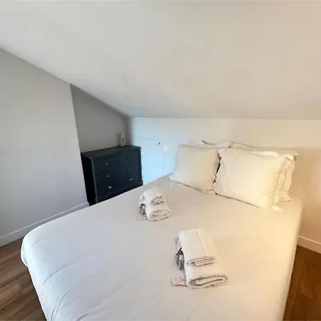 Beautiful 2 Bedroom In By Riviera Secrets Apartment Cannes